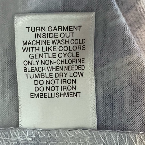 Allison Daley V-Neck Shirt - Picture 6 of 6